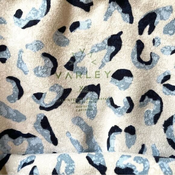 VarleyāLeopardāPrintĀ Leggingsā - Picture 4 of 5